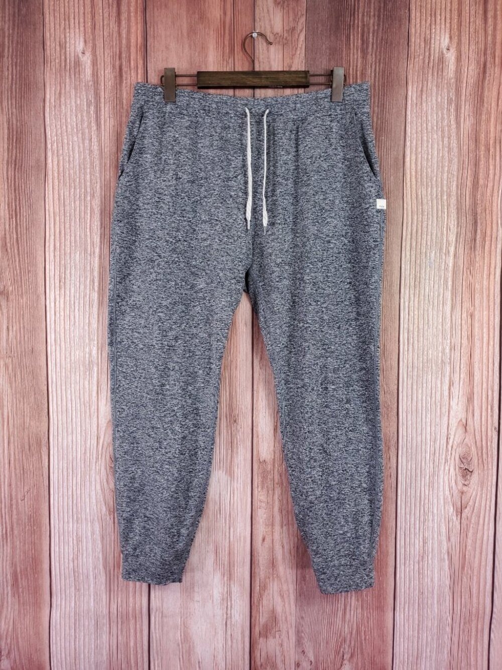 Vuori Womens Size XL Performance Joggers Pants Heather Gray DreamKnit VW303